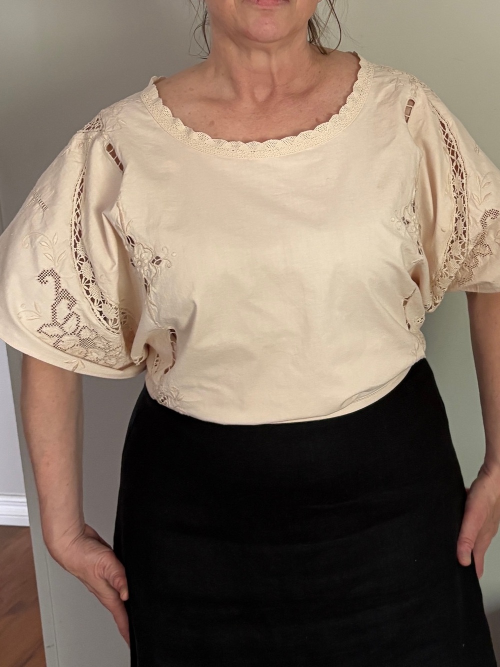 Viral Wrap Top Embroidered Cotton - Picture 10 of 14